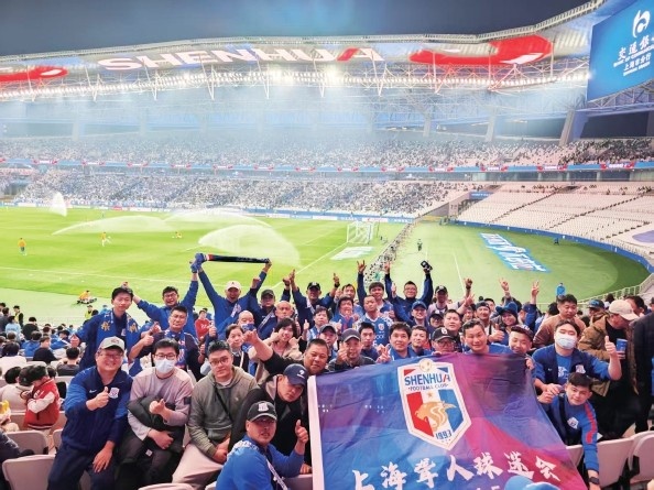 東體介紹上海聾人球迷會：最安靜的助威，最“響亮”的看臺