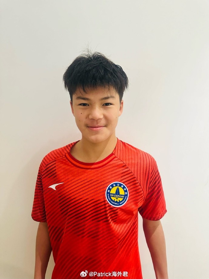博主：劉凱源本賽季西班牙加泰U16優(yōu)選聯(lián)賽首發(fā)18次，已打入9球