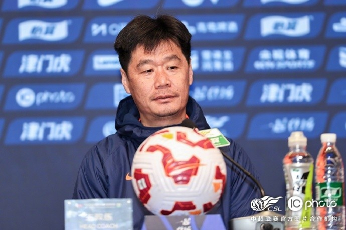 李霄鵬：希望明天比賽能打出一些新的東西，取得一個好的結果
