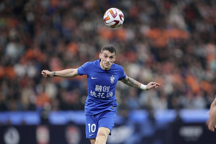 斯基拉：中超舊將斯坦丘接近免簽加盟熱那亞，合同期限到2027年
