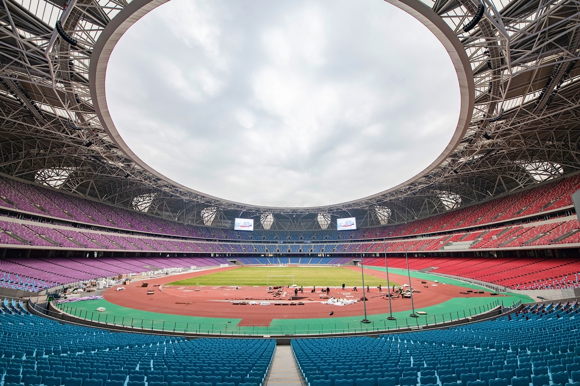 足球報(bào)：6.7萬張球票一掃而空 中澳之戰(zhàn)門票收入將突破5000萬