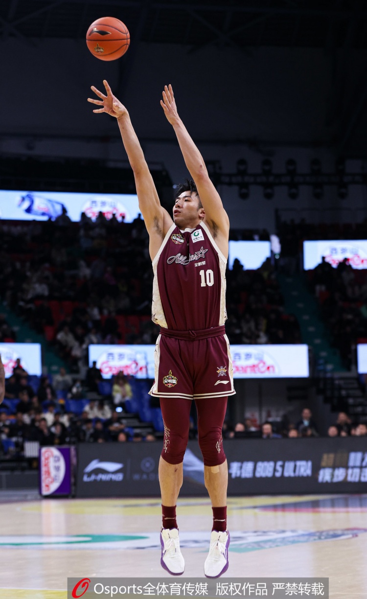 北控隊(duì)史首人！鄒雨宸13中11砍全隊(duì)最高23分 當(dāng)選全明星MVP